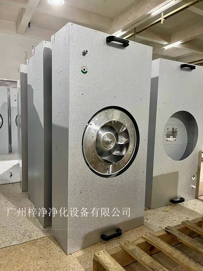 鍍鋁鋅板ffu廣泛應(yīng)用于無(wú)塵室、潔凈工作臺(tái)、無(wú)塵生產(chǎn)線、組裝式潔凈棚、層流罩和局部百級(jí)等應(yīng)用場(chǎng)合。