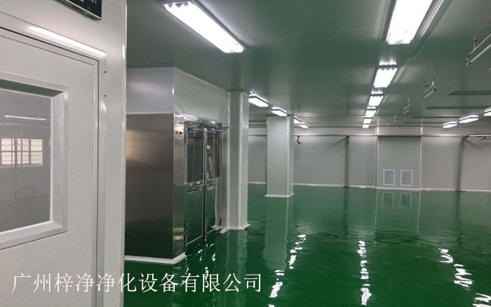 風(fēng)淋室作為潔凈室入口的重要設(shè)備